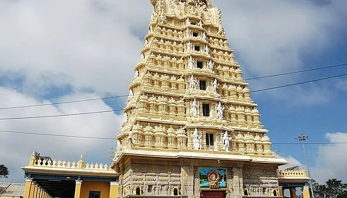 Chamundi Hills and Chamundeshwari Temple Chamundi Hills and Chamundeshwari Temple