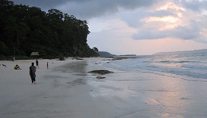 Kaala Patthar Beach Kaala Patthar Beach